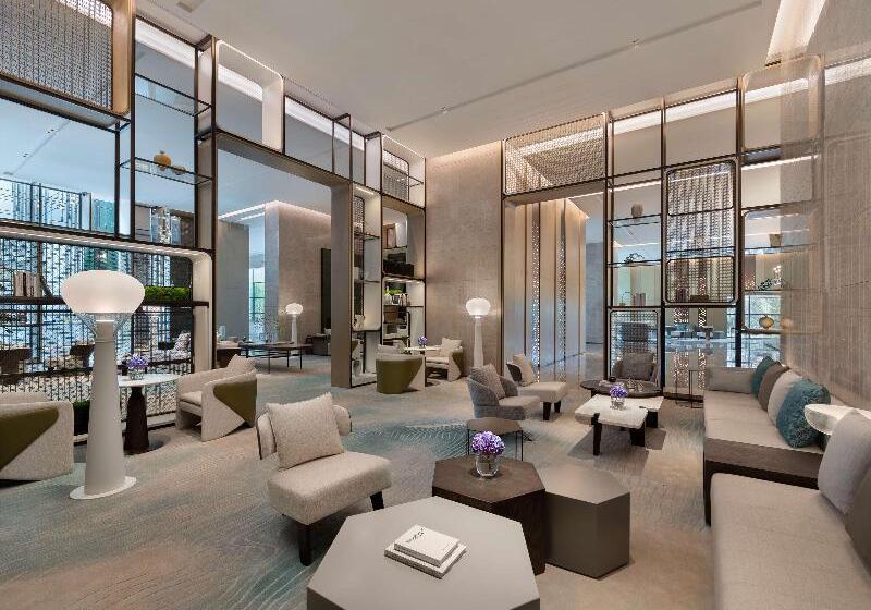 בית מלון כפרי Doubletree By Hilton Kunming Airport