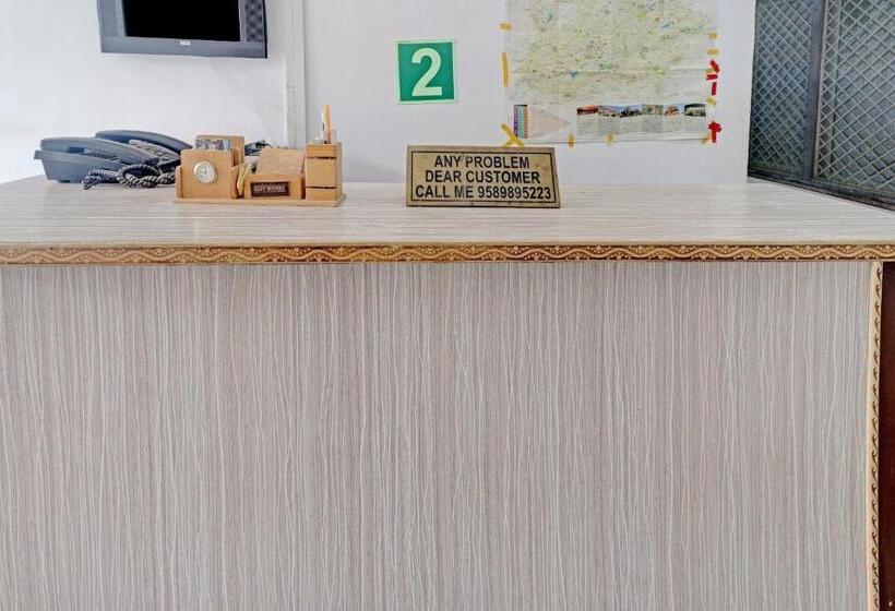 Отель Flagship Dinesh Home Stay