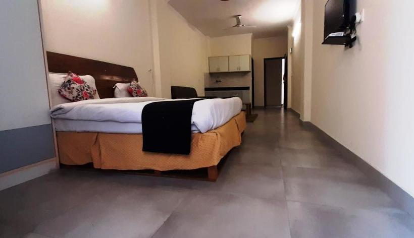 Отель Grand Classy Inn