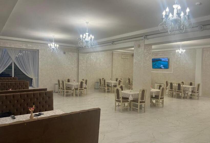 בית מלון כפרי Grand