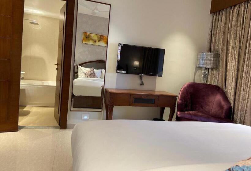 בית מלון כפרי Grand Victoria The Fern Resort & Spa, Panchgani