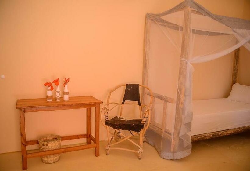 בית מלון כפרי Heart Of Zanzibar Bungalows