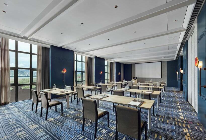 호텔 Hilton Shigatse