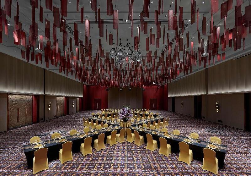 호텔 Hilton Shigatse