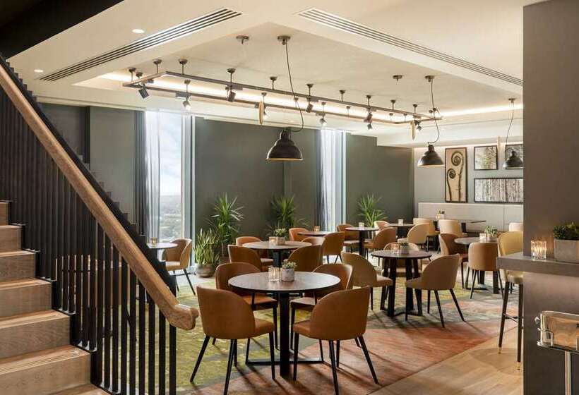 酒店 Hilton Woking