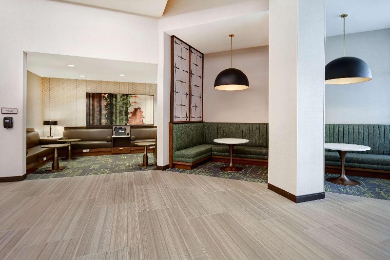 هتل Home2 Suites By Hilton Tucson Downtown