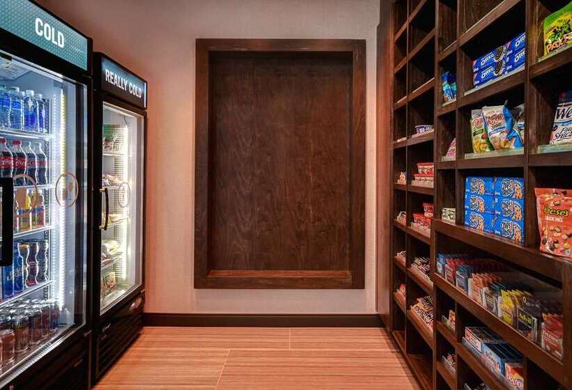 هتل Home2 Suites By Hilton Tucson Downtown