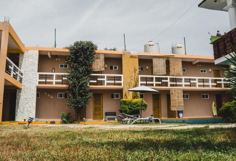 ホテル Juquilita Punta Zicatela