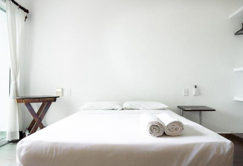 ホテル Juquilita Punta Zicatela