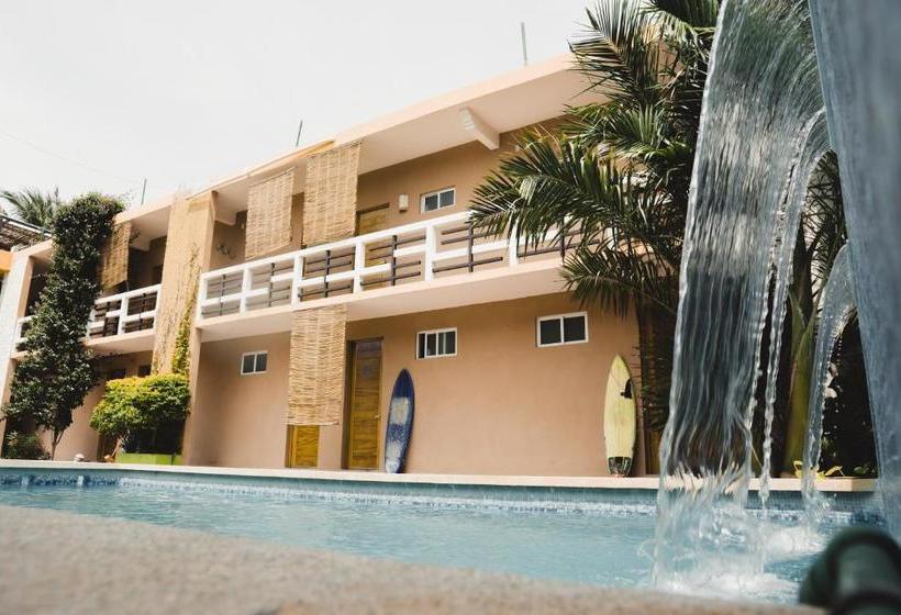 ホテル Juquilita Punta Zicatela