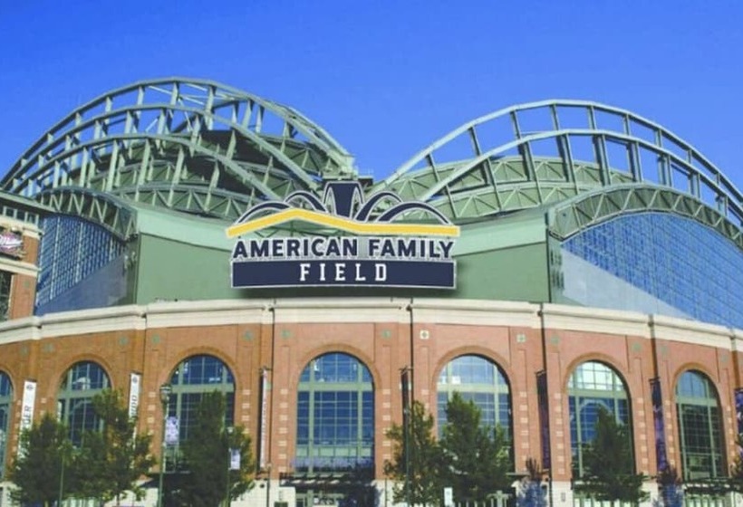 هتل Kinn Guesthouse Downtown