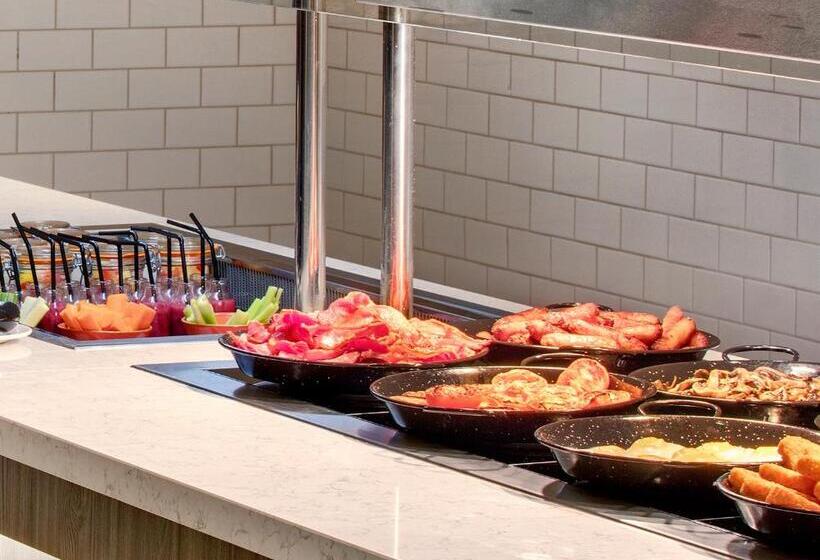 Leonardo Hotel Chester