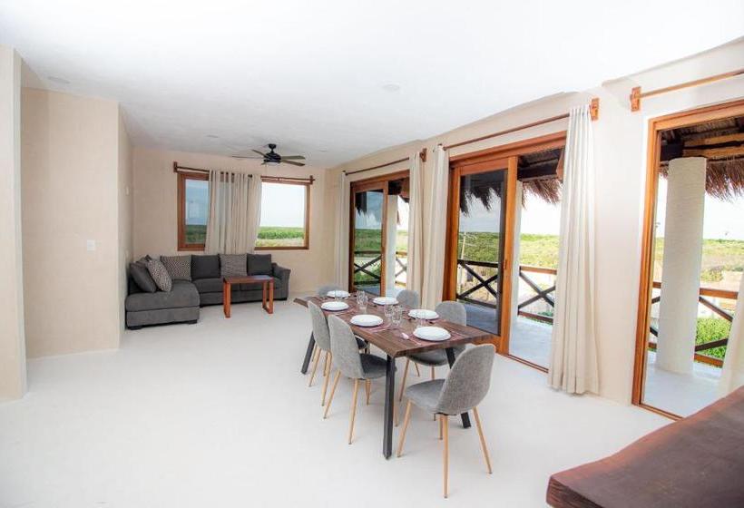 Отель Luna Roja Holbox