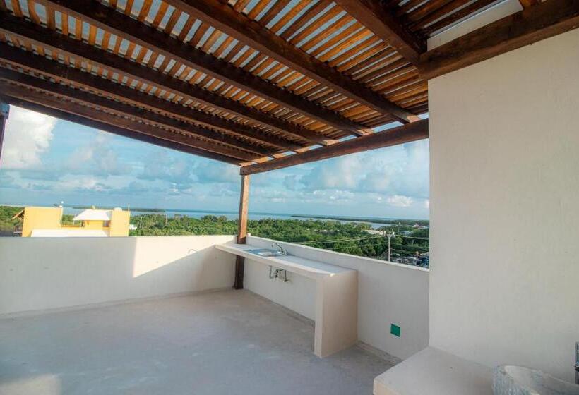 Отель Luna Roja Holbox