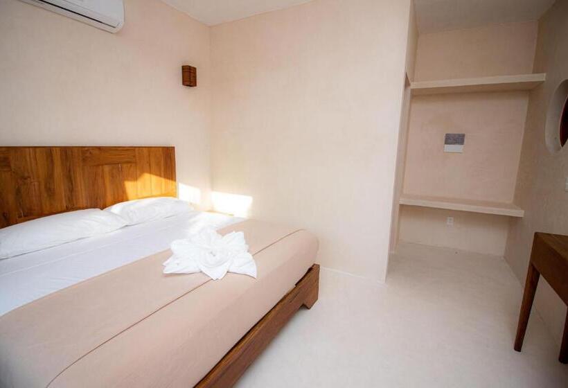 Отель Luna Roja Holbox