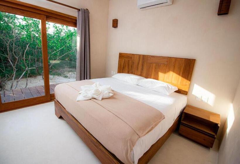 Отель Luna Roja Holbox