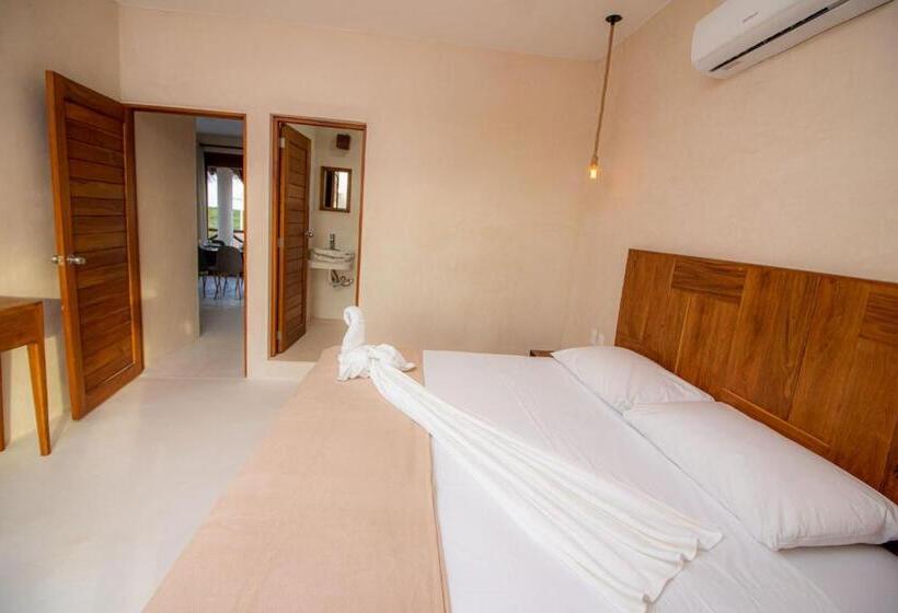 Отель Luna Roja Holbox