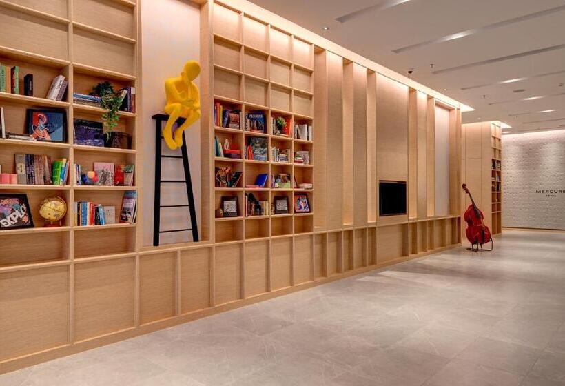 호텔 Mercure Kuala Lumpur Glenmarie