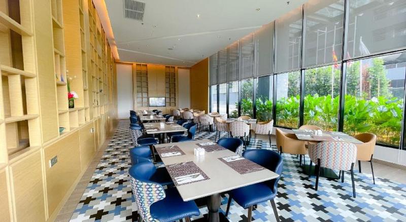 هتل Mercure Kuala Lumpur Glenmarie