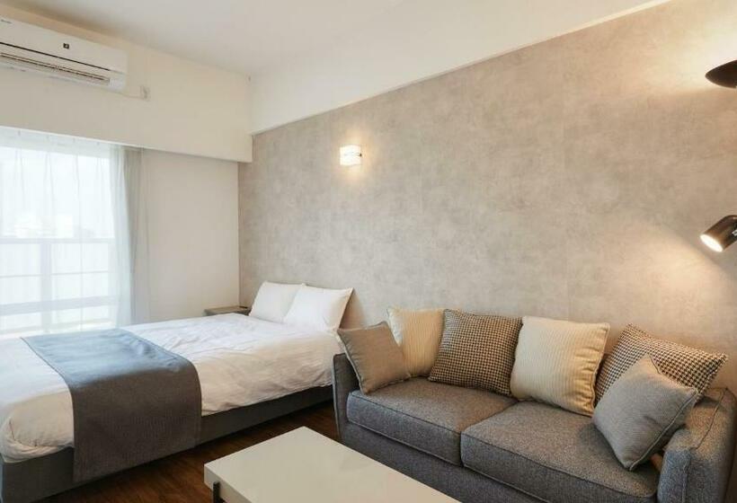 New Normal Hotel In Naminoue ニューノーマルホテルイン波の上