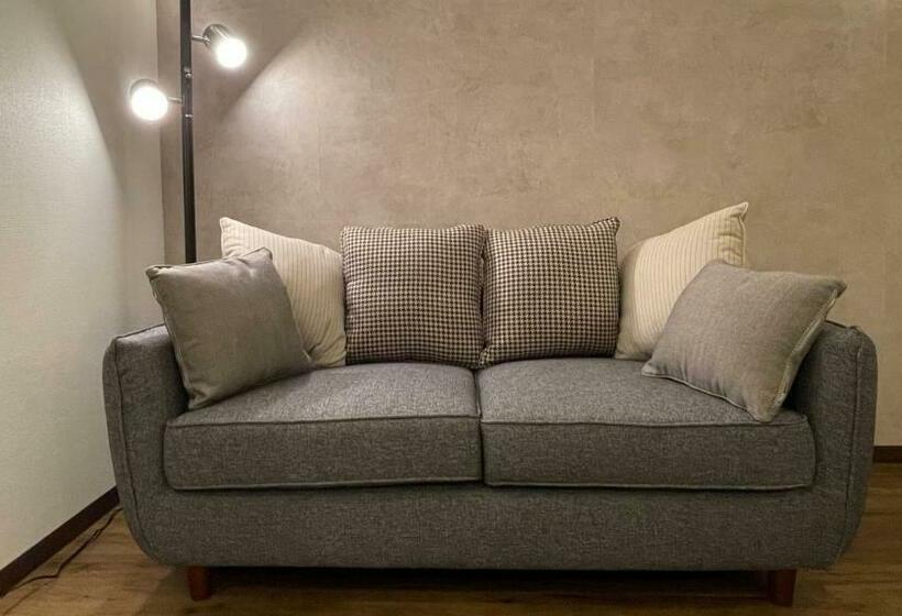 New Normal Hotel In Naminoue ニューノーマルホテルイン波の上