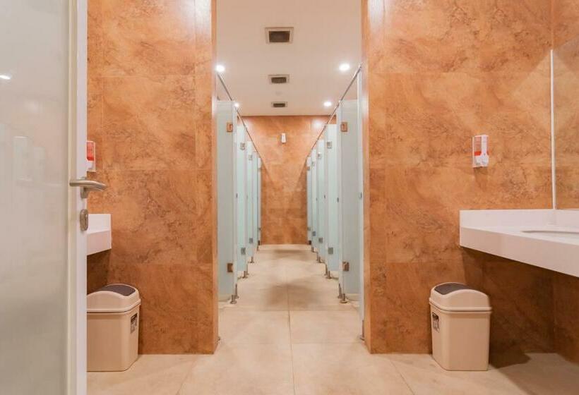 On The Go Capsule Hotel Redpartner