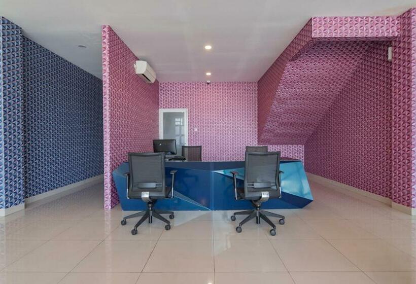 On The Go Capsule Hotel Redpartner