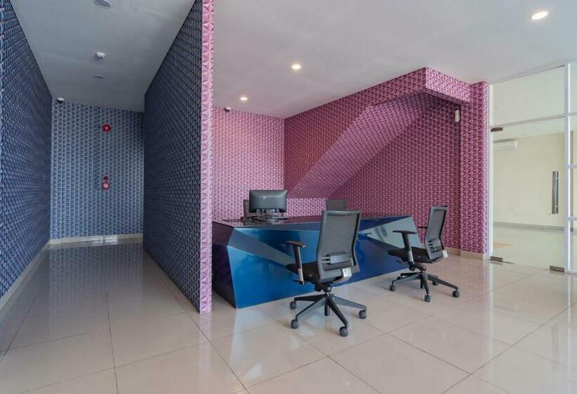 On The Go Capsule Hotel Redpartner