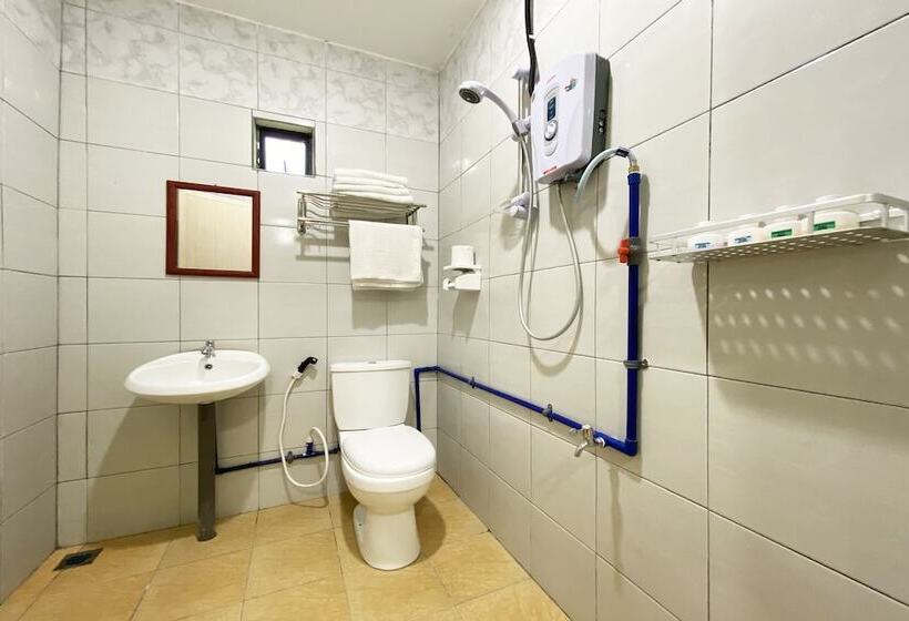 فندق Tambunan Nature Lodge