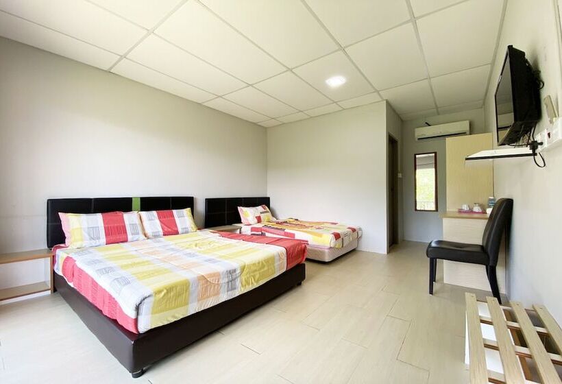 فندق Tambunan Nature Lodge