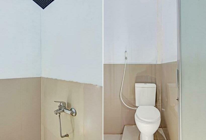 호텔 Oyo 90419 Azzahra Homestay Syariah