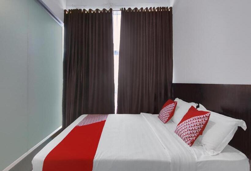 호텔 Oyo 90419 Azzahra Homestay Syariah