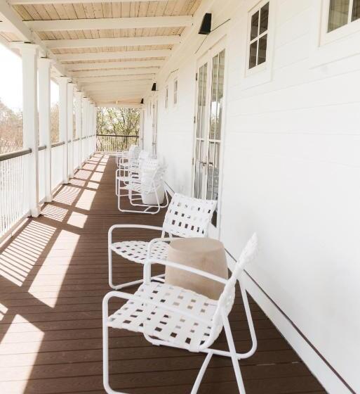 فندق Oyster Bay Boutique