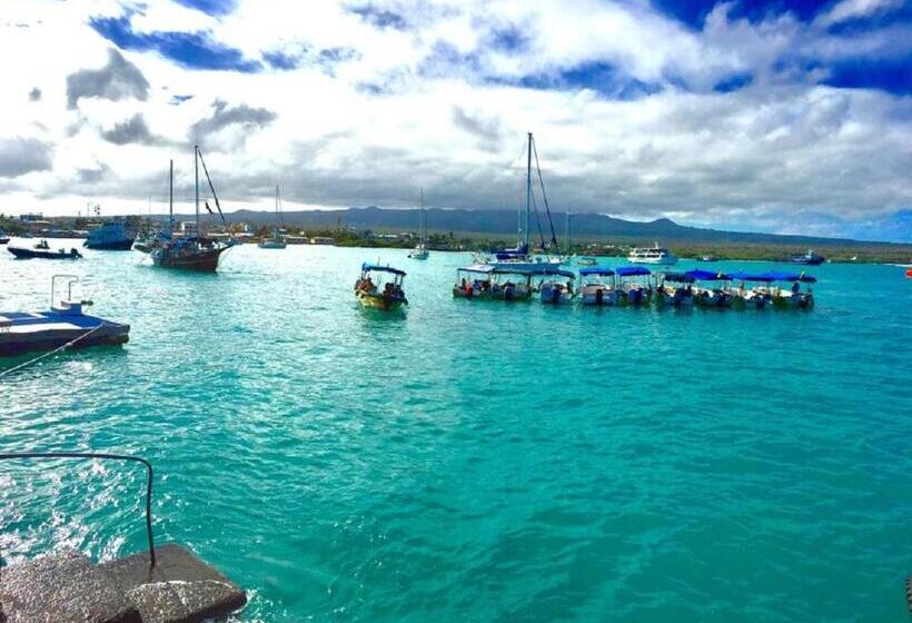هتل Palo Santo Galápagos