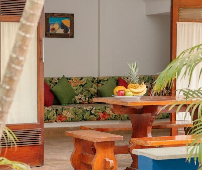 هتل Playazul Coveñas