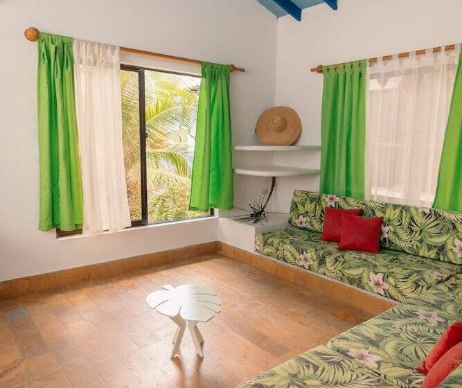 فندق Playazul Coveñas