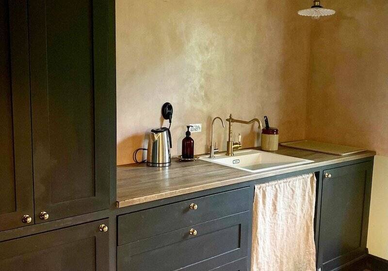 בית מלון כפרי Rallarhustruns