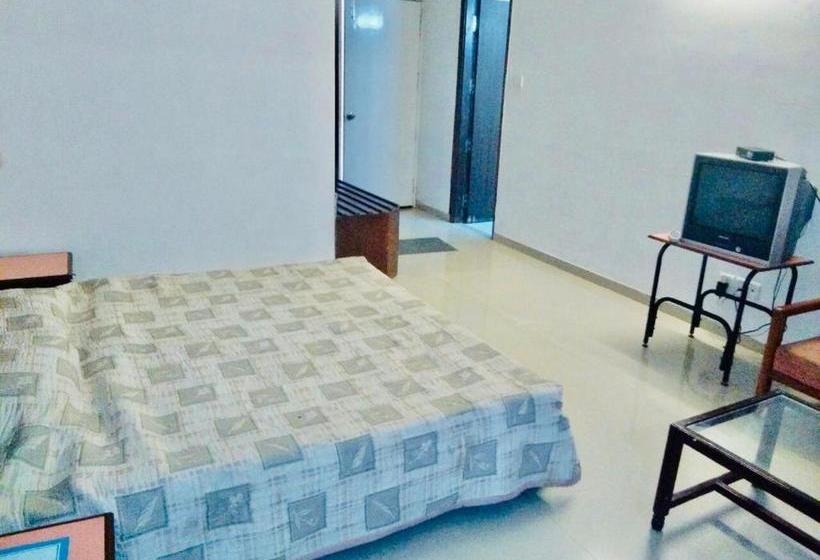 בית מלון כפרי Regency Bina