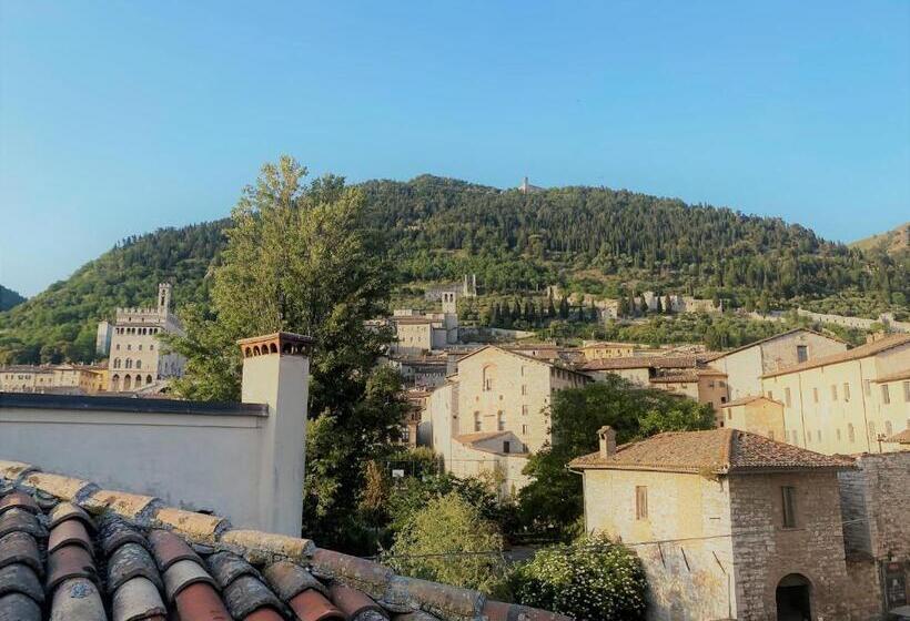 호텔 San Francesco E Il Lupo