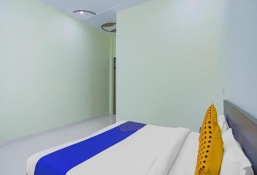 ホテル Spot On 72226  Chandrajyoti