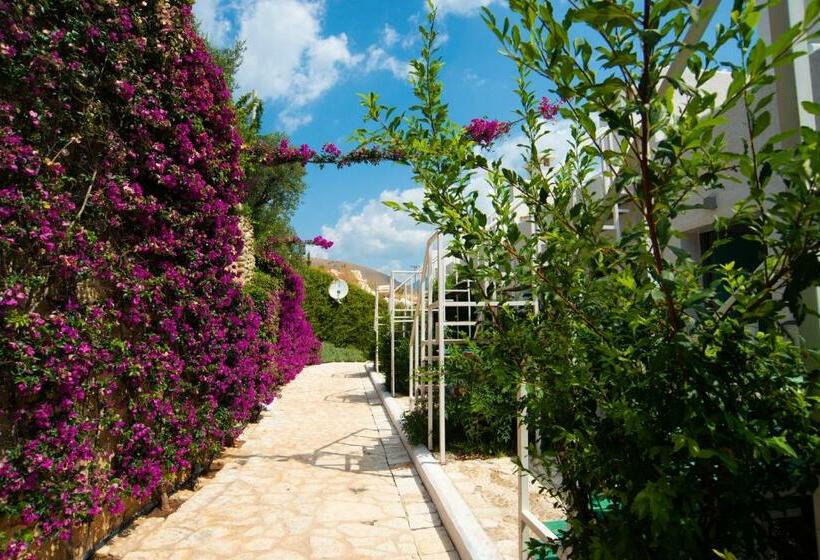 בית מלון כפרי Stone Beach By Atlantid Hospitality