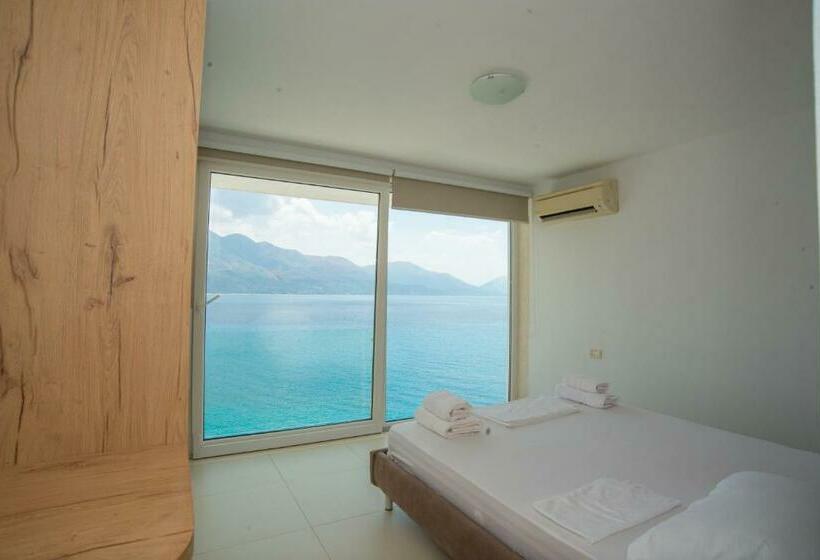 فندق Stone Beach By Atlantid Hospitality