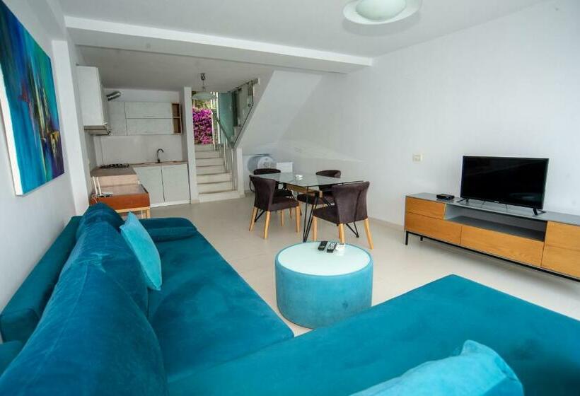 בית מלון כפרי Stone Beach By Atlantid Hospitality