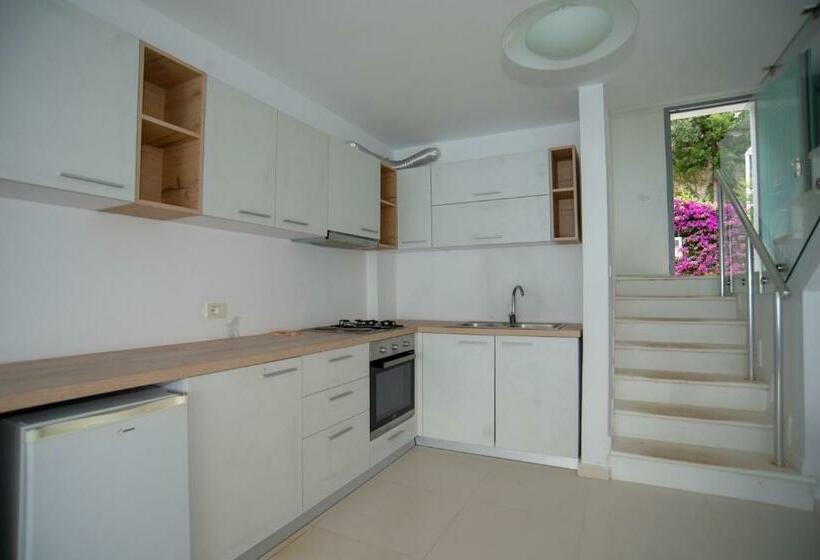 בית מלון כפרי Stone Beach By Atlantid Hospitality