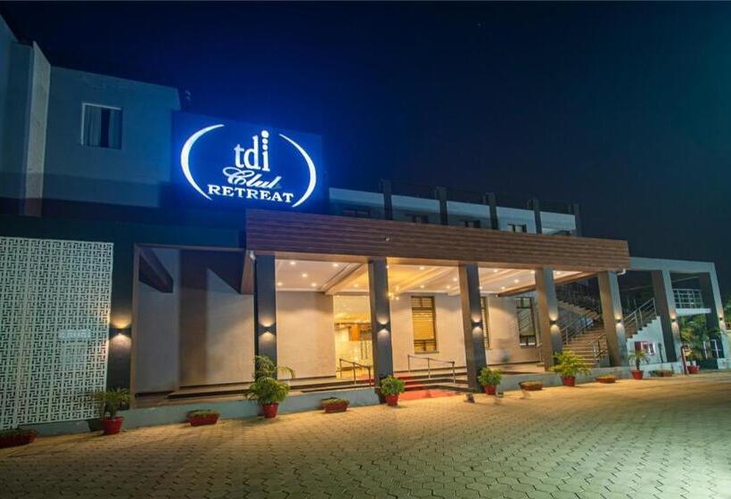 Отель Tdi Club Retreat