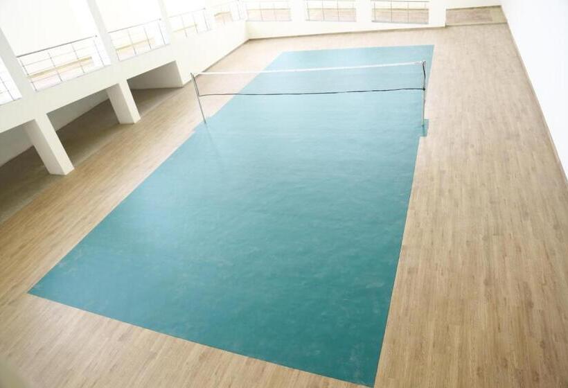 Отель Tdi Club Retreat