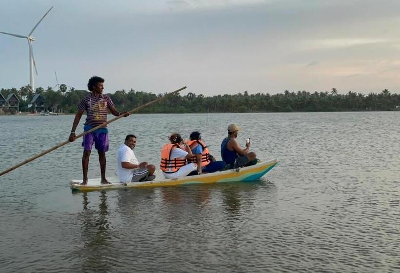 Отель The Blue Lagoon Resort  Kalpitiya