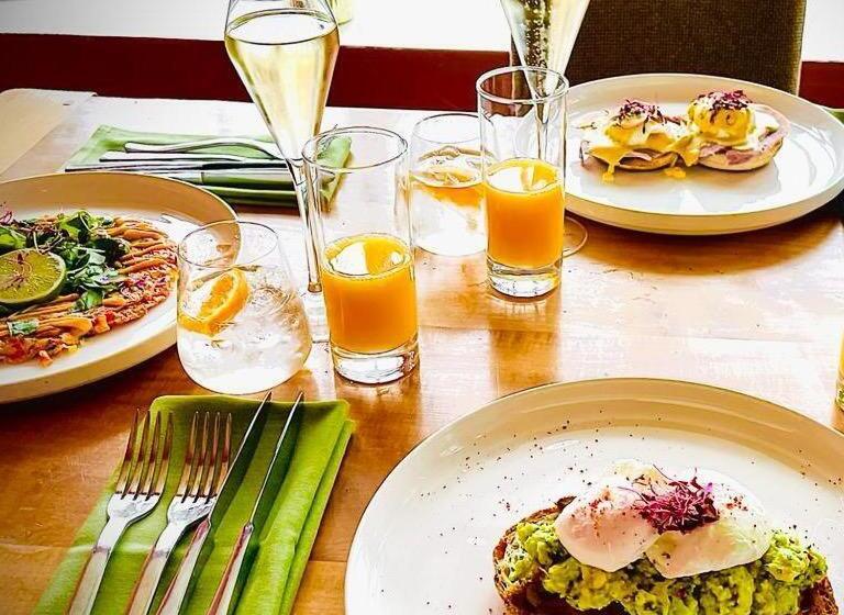 ホテル The Chilterns Fox