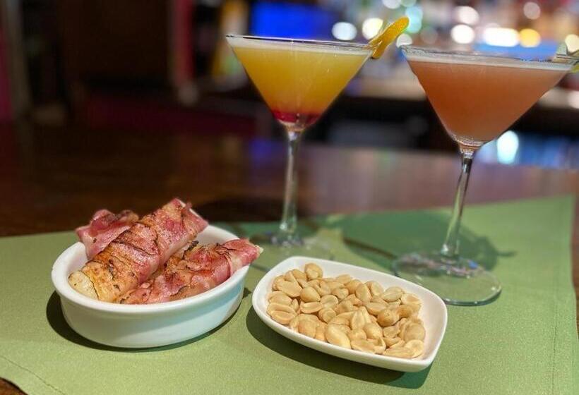 ホテル The Chilterns Fox