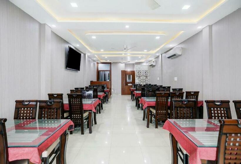 Townhouse 481 Hotel City Star